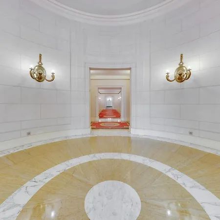 Apartamento Champs Elysees-montaigne Luxe & View Of Eiffel Tower Paris